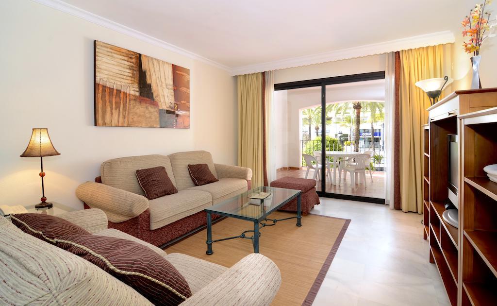 Club Jardines Del Puerto Apartment Marbella Room photo